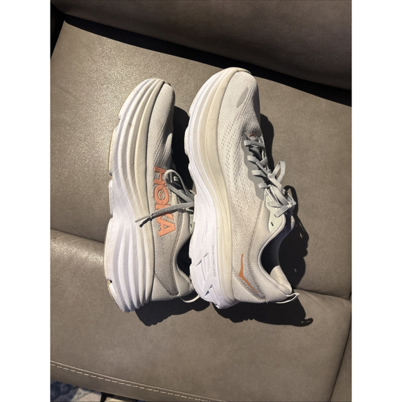 EUC WOMEN’S HOKA ONE BONDI 8 SIZE 11 B WIDE GREY PINK SHOES - Picture 11 of 12